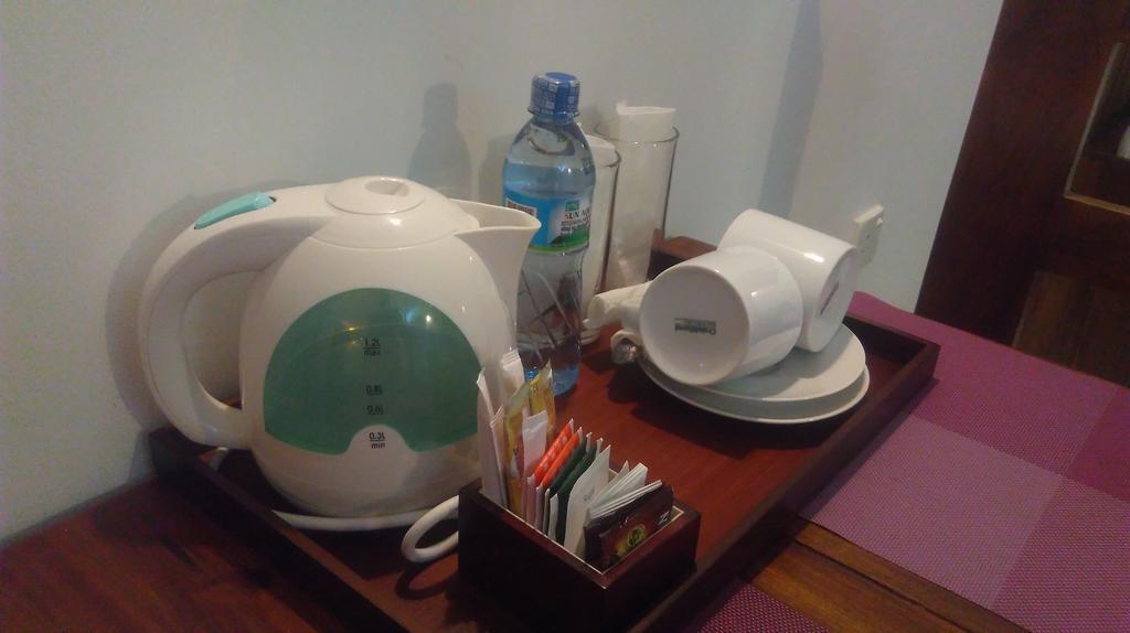 Holaa Mirissa Hotel Екстериор снимка