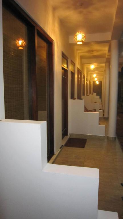 Holaa Mirissa Hotel Екстериор снимка
