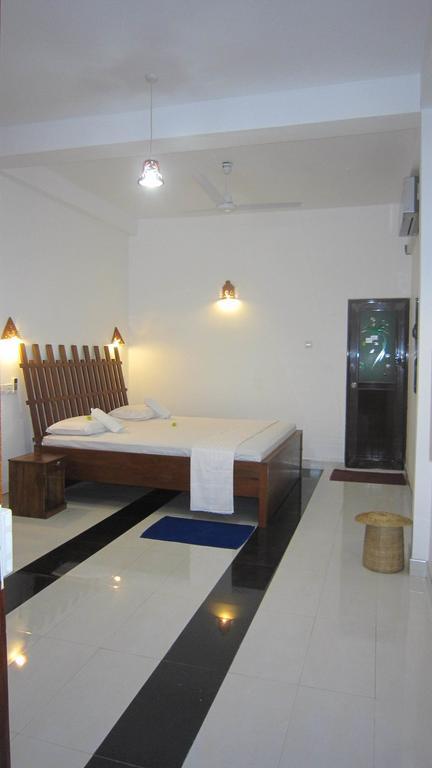 Holaa Mirissa Hotel Екстериор снимка
