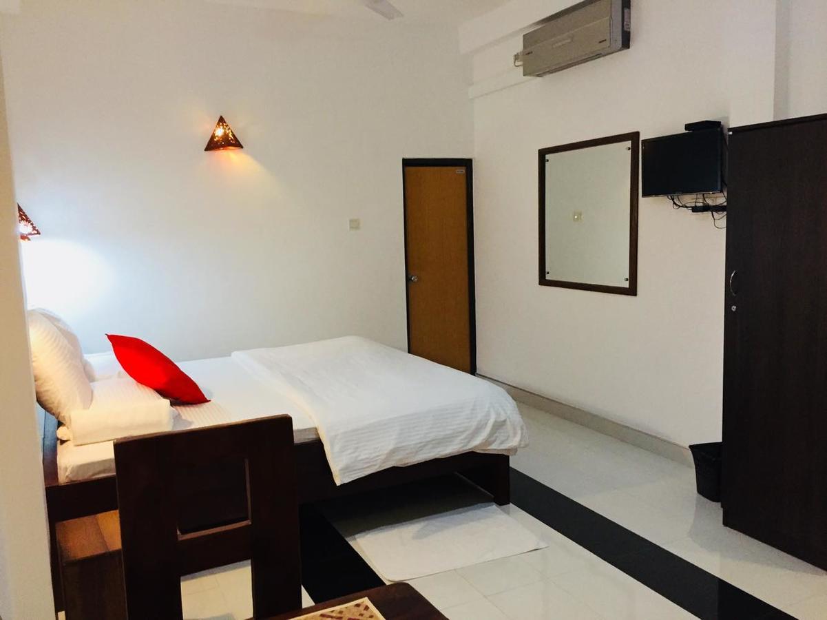 Holaa Mirissa Hotel Екстериор снимка